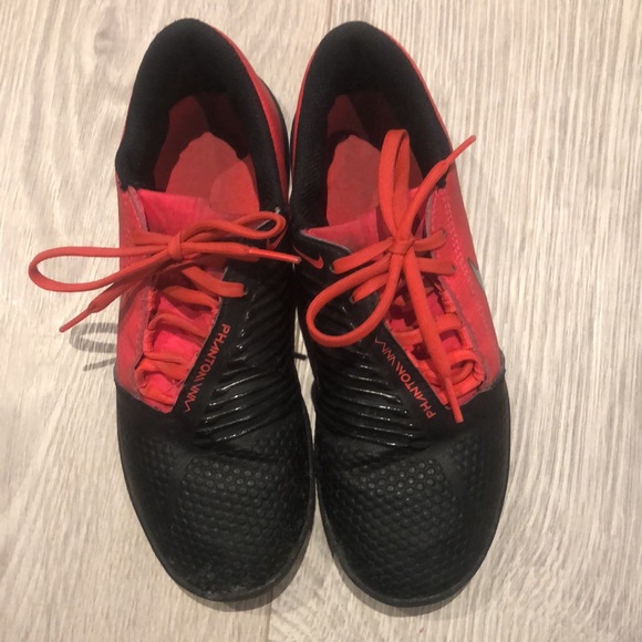 Nike indoor soccer cleats - Picture 2 of 6